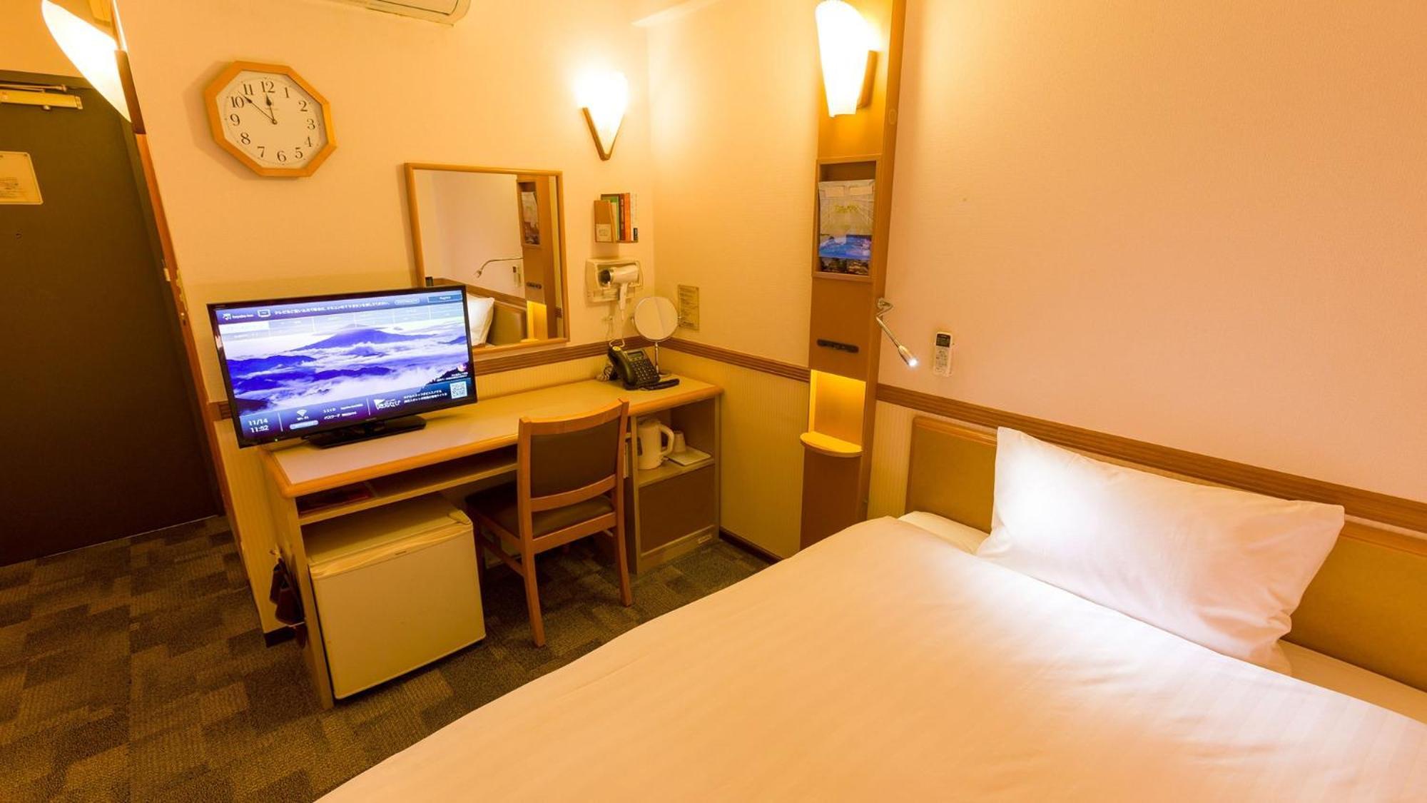 Toyoko Inn Kumamoto Ekimae Rum bild
